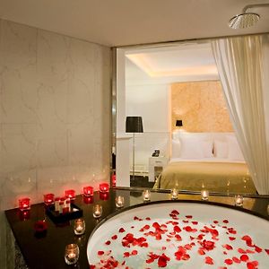 Hotel Colón Gran Meliá - The Leading Hotels of the World